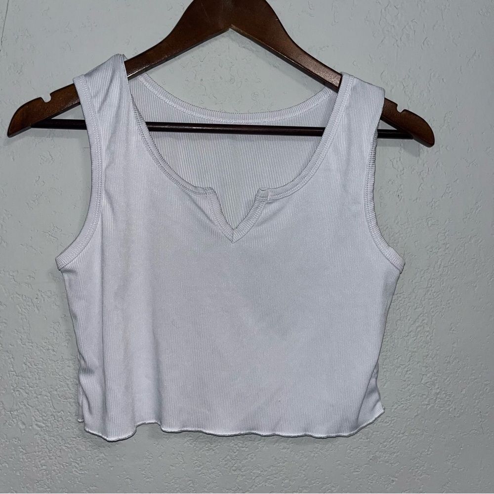 White Cropped Ribbed Tank Top - Picture 3 of 8